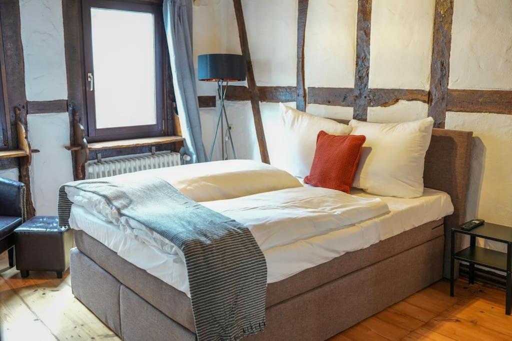 Charmante Fachwerk Wohnung Mit Terrasse In Der Altstadt コブレンツ エクステリア 写真